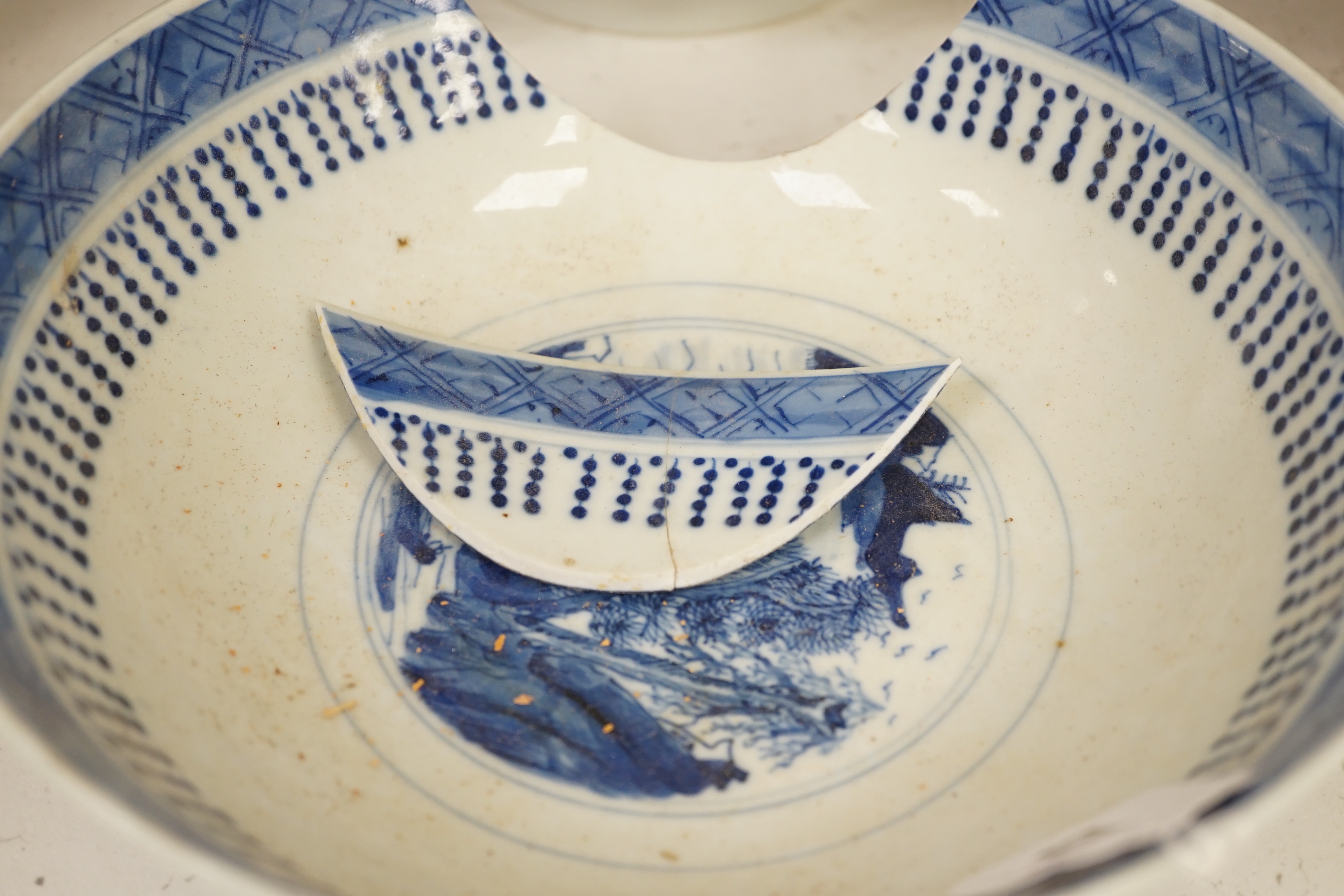 Two 19th century Chinese blue and white bowls (a.f)